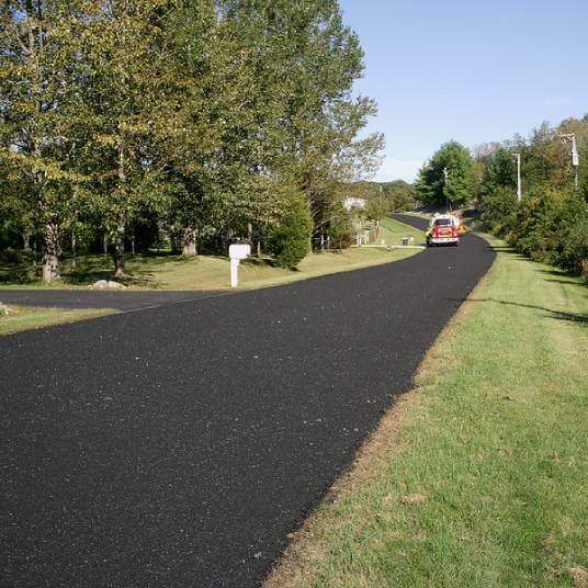 tar and chip treatment asphalt paving