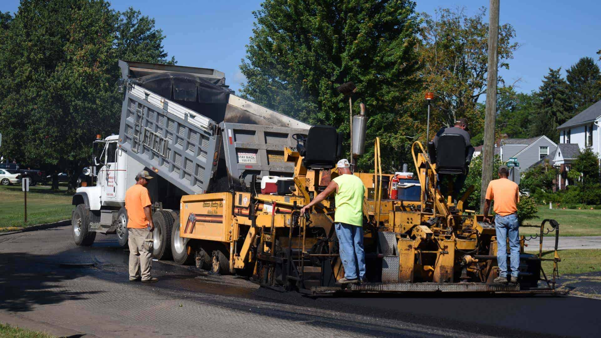 asphalt-paving-royal-paving